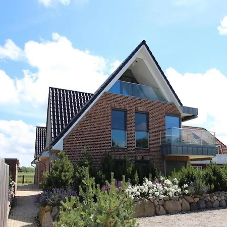 Kirchenstrasse Achtern Diek Eg