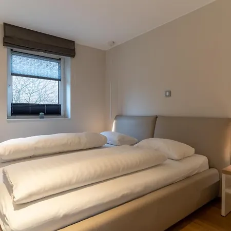 Kirchenstrasse Achtern Diek Eg * Brösum